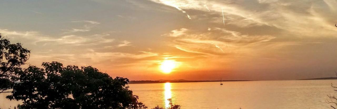 Apartman Joy Nin Bagian luar foto