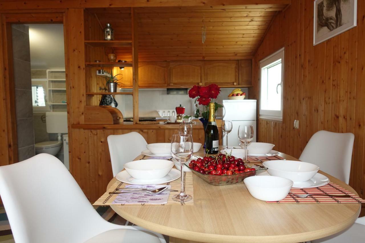 Apartman Joy Nin Bagian luar foto