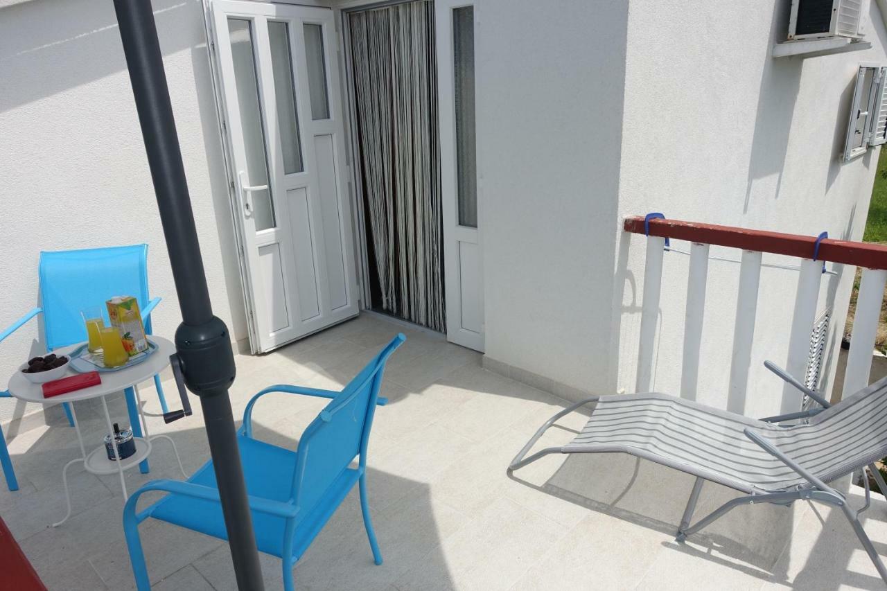 Apartman Joy Nin Bagian luar foto